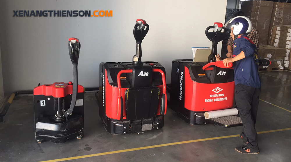 Xe nâng điện thấp 2 tấn Hangcha 6 Xe nâng điện thấp 2 tấn Hangcha và các loại xe nâng tay có ở Thiên Sơn