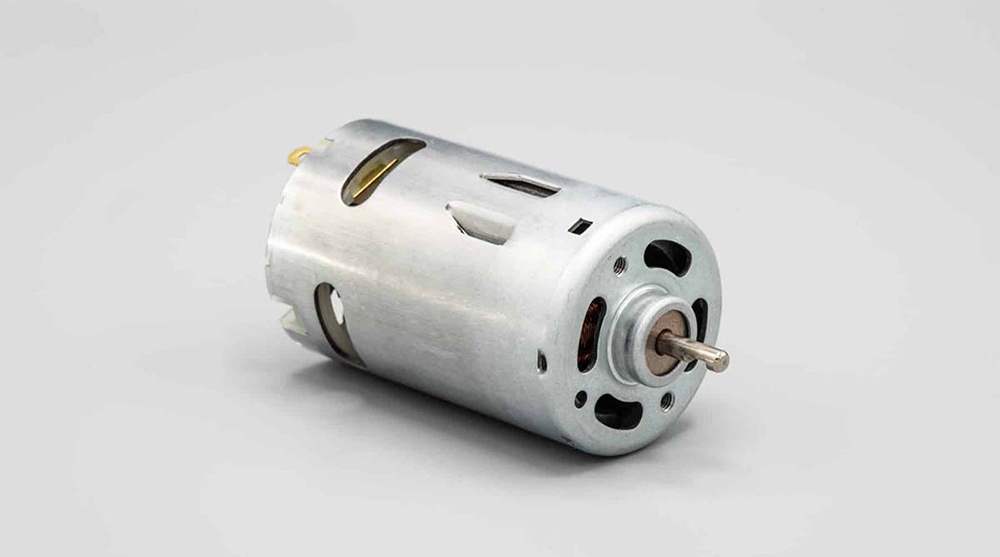 Hình ảnh thực tế chổi than motor