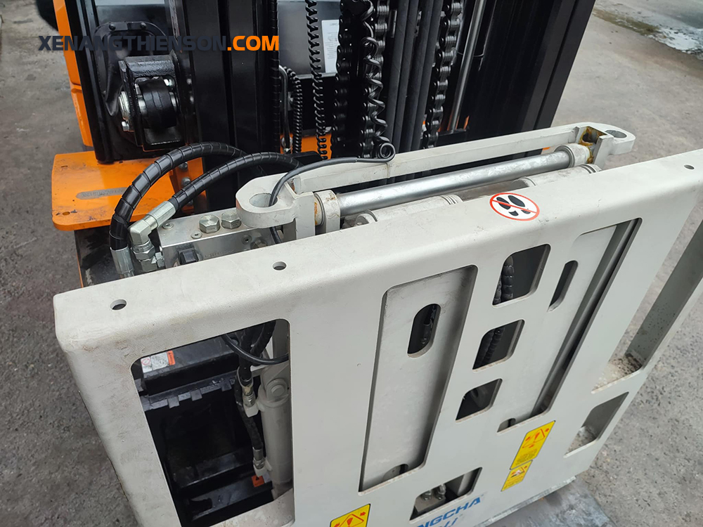 Xe nâng Push Pull 8 Bộ công tác Push Pull